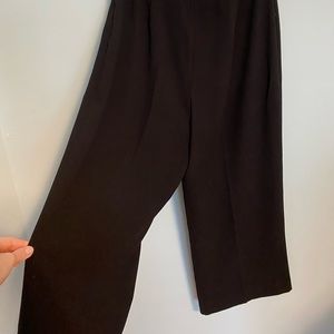 ZARA Capri pants